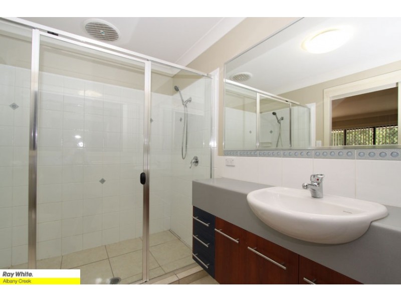 12 Jubilee Court, Eatons Hill QLD 4037