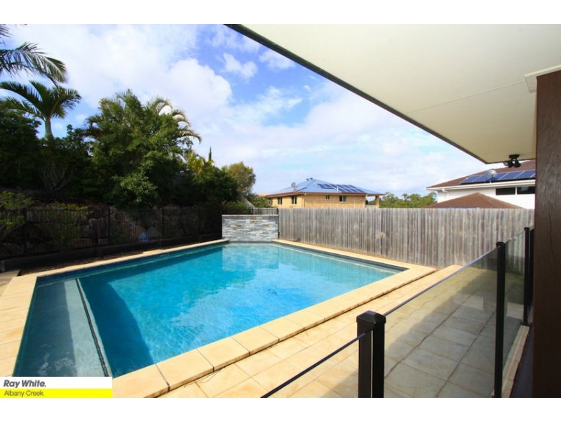 12 Jubilee Court, Eatons Hill QLD 4037