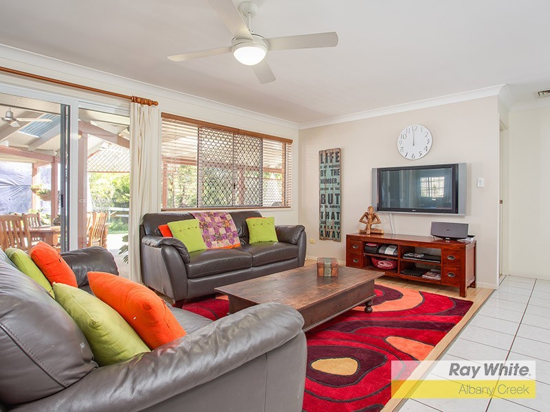 3 Dundas Ct, Albany Creek QLD 4035