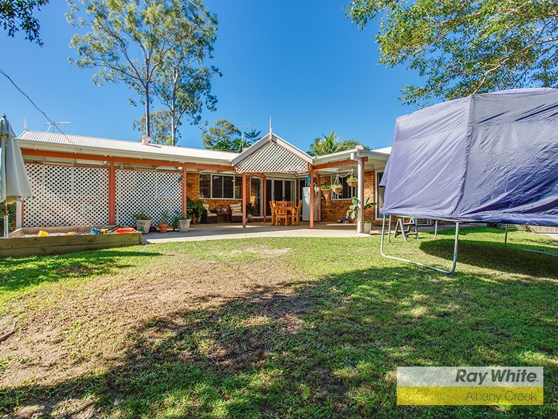 3 Dundas Ct, Albany Creek QLD 4035