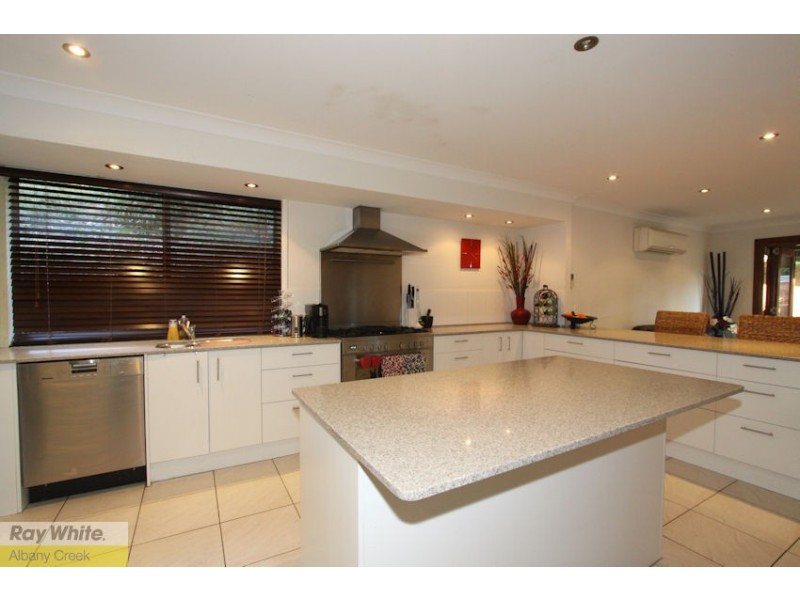 8 Biggs Court, Albany Creek QLD 4035