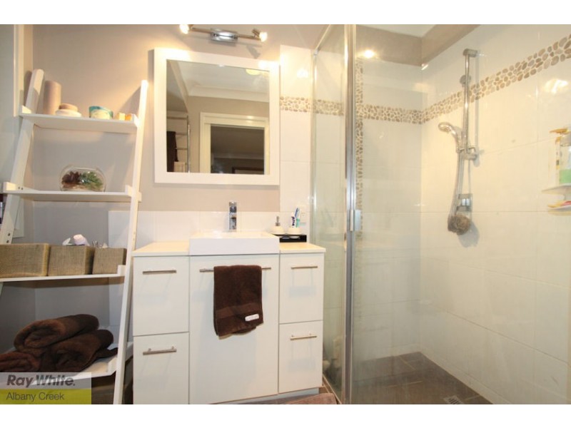 8 Biggs Court, Albany Creek QLD 4035