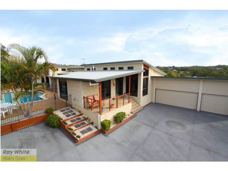 9 Grandis Ct, Cashmere QLD 4500