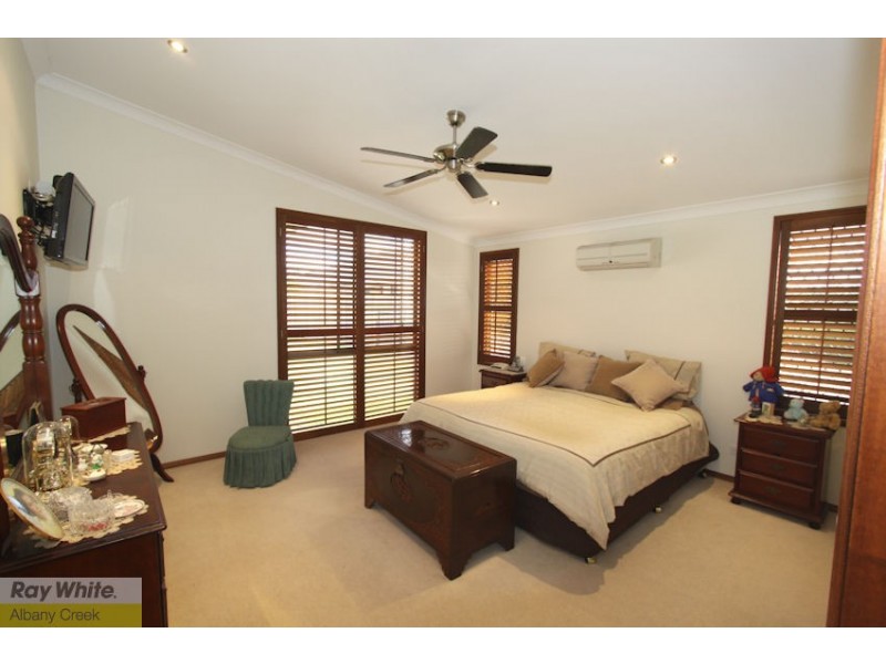 9 Grandis Ct, Cashmere QLD 4500