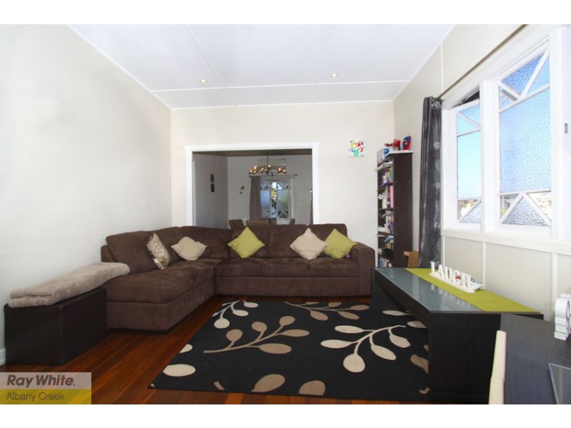 30 Albury St, Deagon QLD 4017