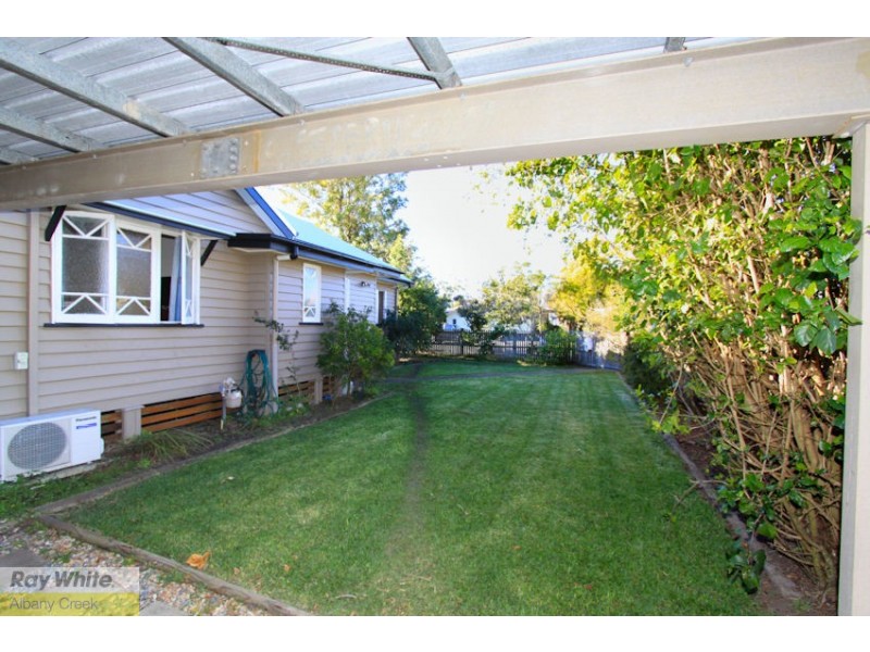 30 Albury St, Deagon QLD 4017