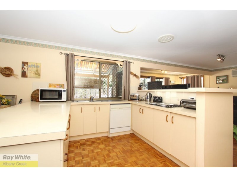 6 Pegasus Ave, Eatons Hill QLD 4037