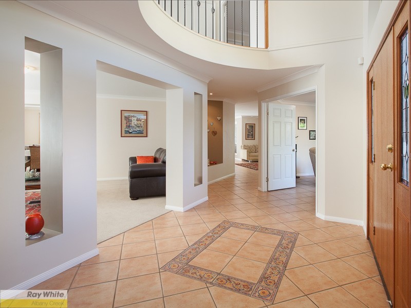 3 Muirfield Ct, Albany Creek QLD 4035