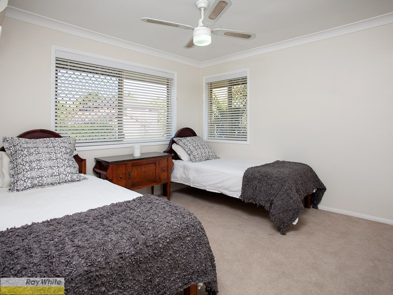 3 Muirfield Ct, Albany Creek QLD 4035