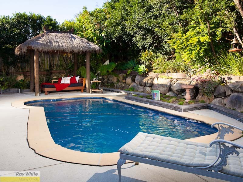 3 Muirfield Ct, Albany Creek QLD 4035