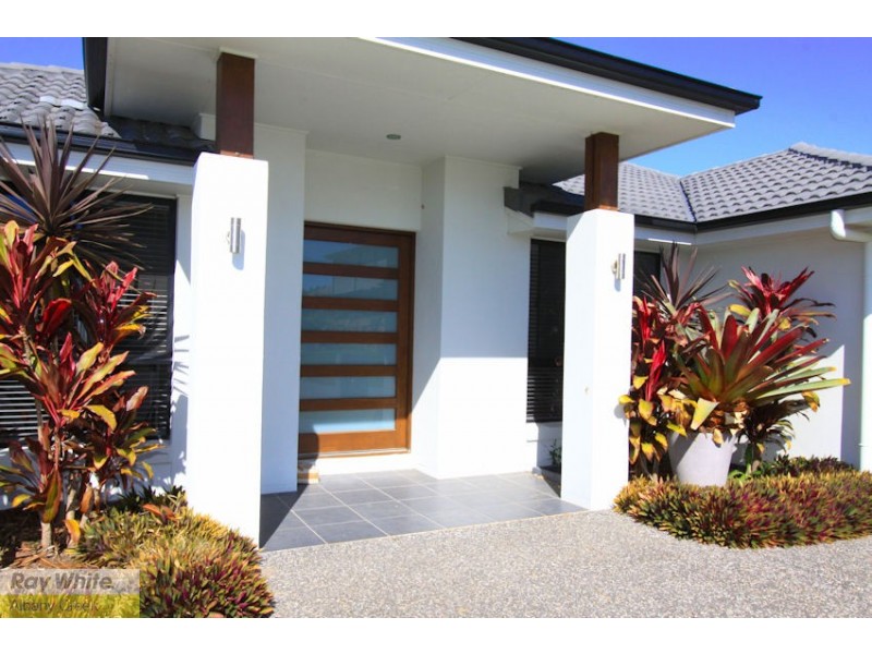 5 Eddy Ct, Eatons Hill QLD 4037