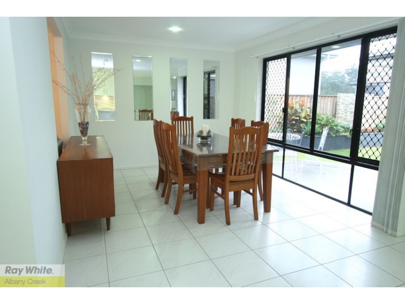 5 Eddy Ct, Eatons Hill QLD 4037