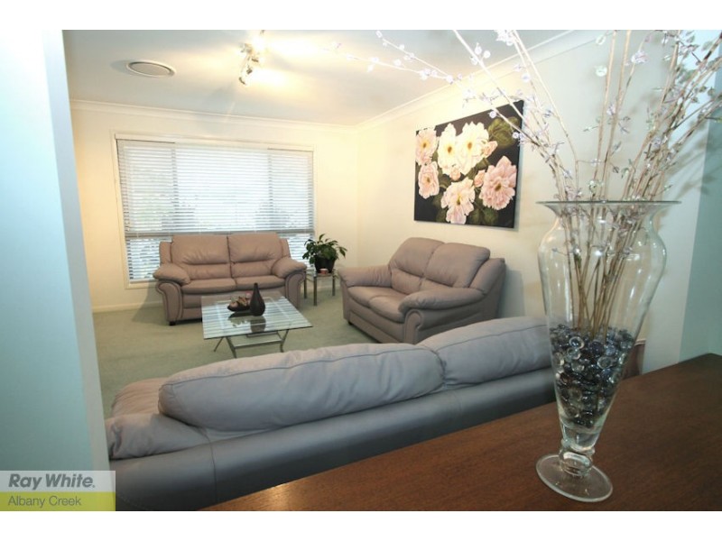 5 Eddy Ct, Eatons Hill QLD 4037