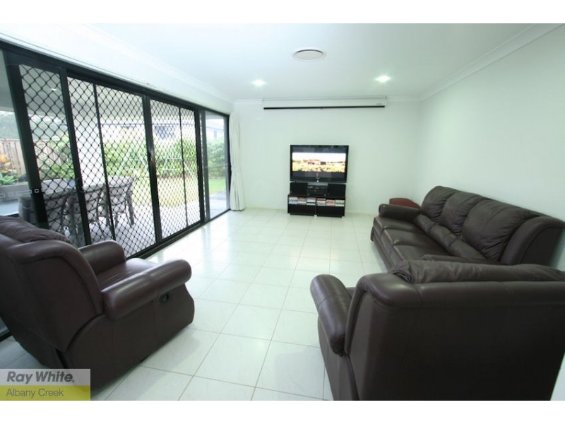 5 Eddy Ct, Eatons Hill QLD 4037