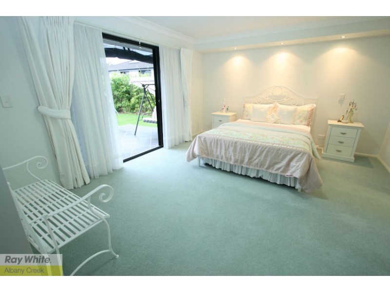 5 Eddy Ct, Eatons Hill QLD 4037