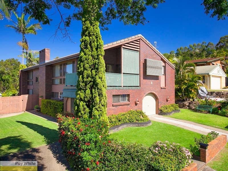 9 Janus Ct, Eatons Hill QLD 4037