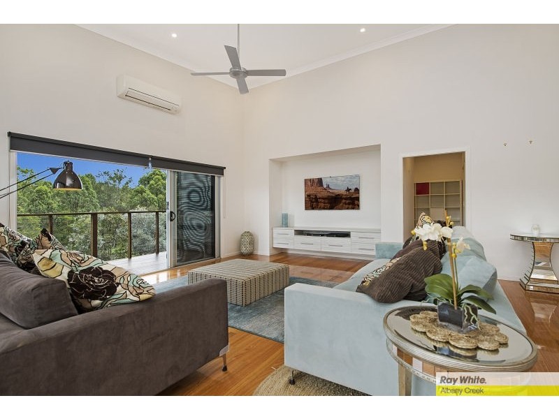 7 Amorosa Court, Eatons Hill QLD 4037