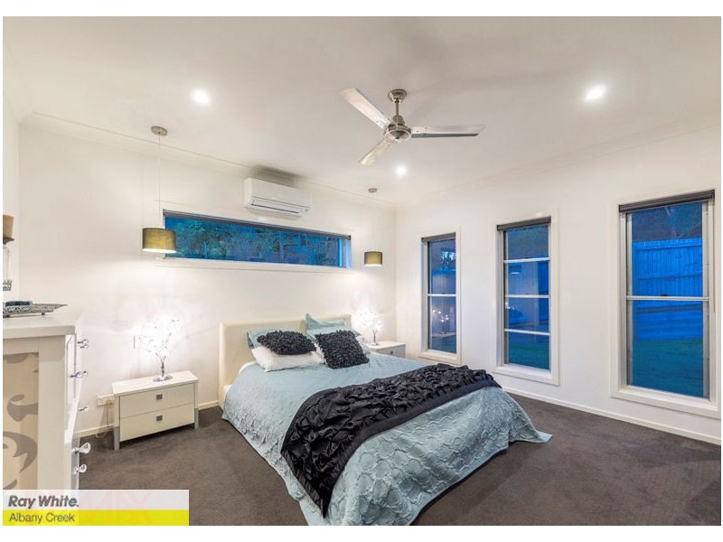 7 Amorosa Court, Eatons Hill QLD 4037