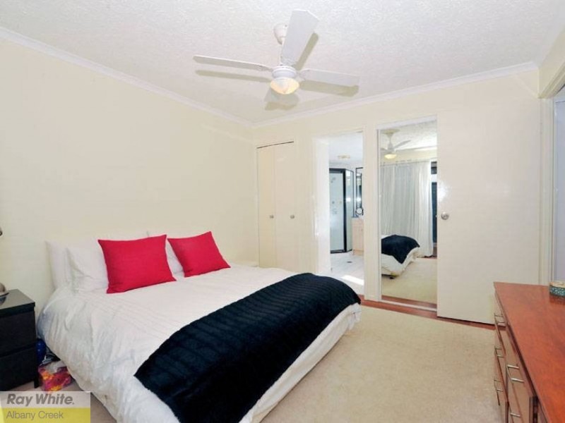 8/24 Grosvenor St, Balmoral QLD 4171