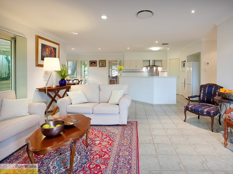 11 Felicia Place, Eatons Hill QLD 4037