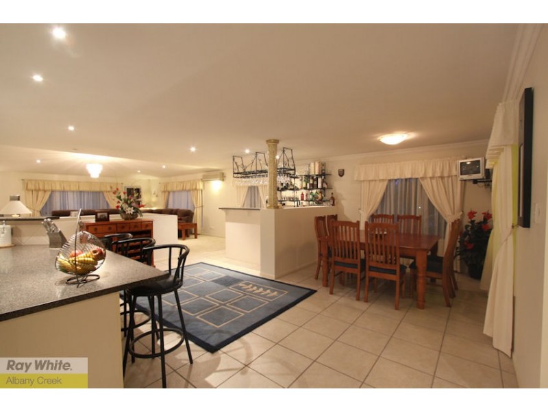 6 Mitchelson Close, Albany Creek QLD 4035