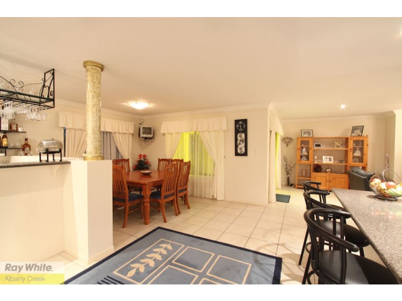 6 Mitchelson Close, Albany Creek QLD 4035