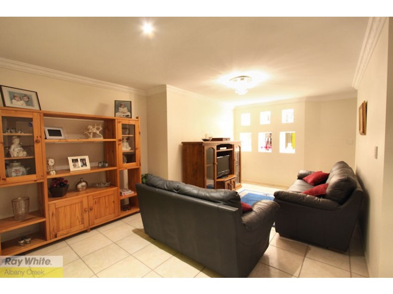 6 Mitchelson Close, Albany Creek QLD 4035