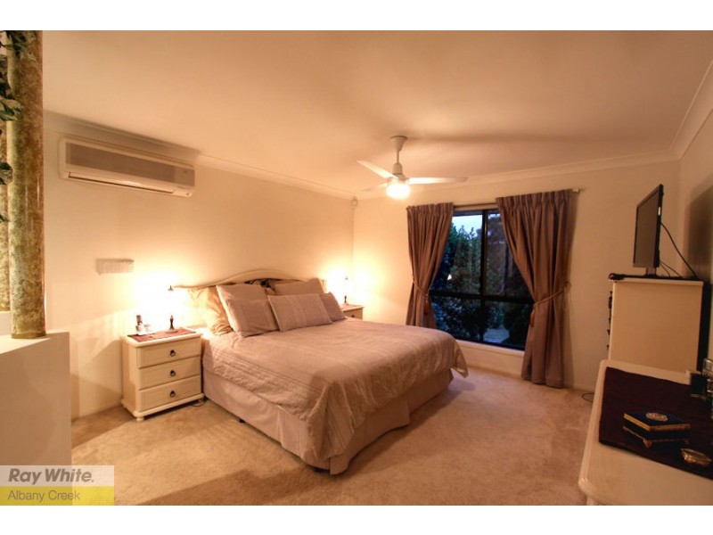 6 Mitchelson Close, Albany Creek QLD 4035