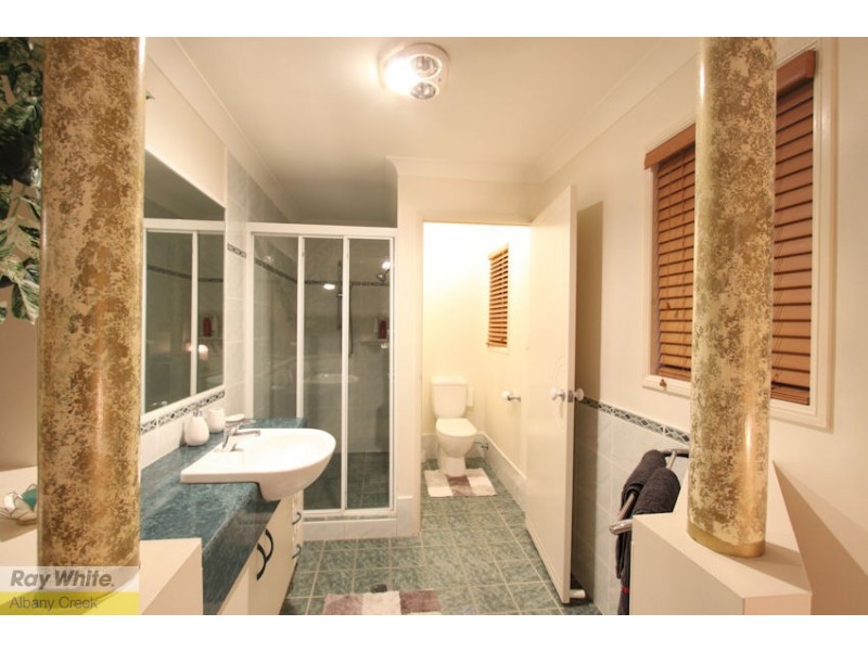 6 Mitchelson Close, Albany Creek QLD 4035