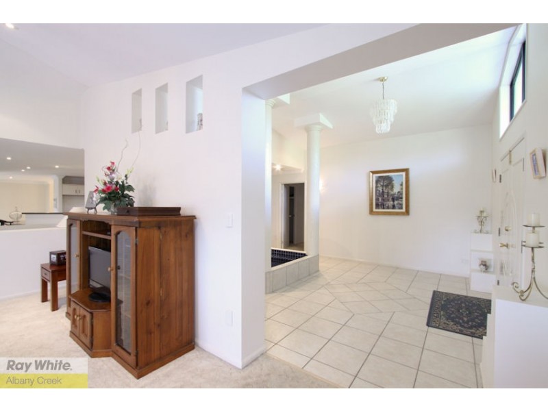 6 Mitchelson Close, Albany Creek QLD 4035