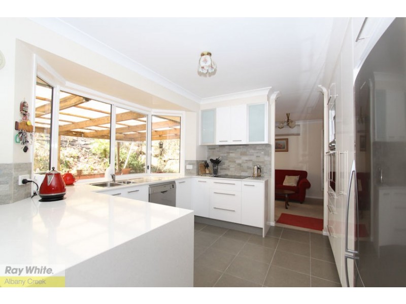 12 Kennedy Place, Albany Creek QLD 4035