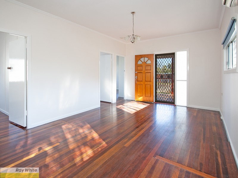 32 Stanley Street, Strathpine QLD 4500