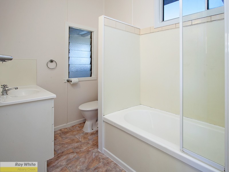 32 Stanley Street, Strathpine QLD 4500