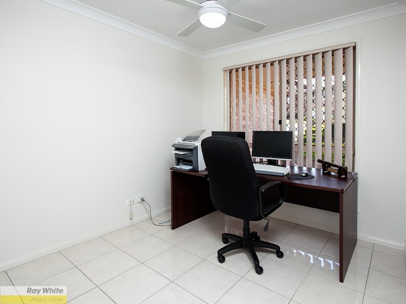 15 Bauple Street, Albany Creek QLD 4035