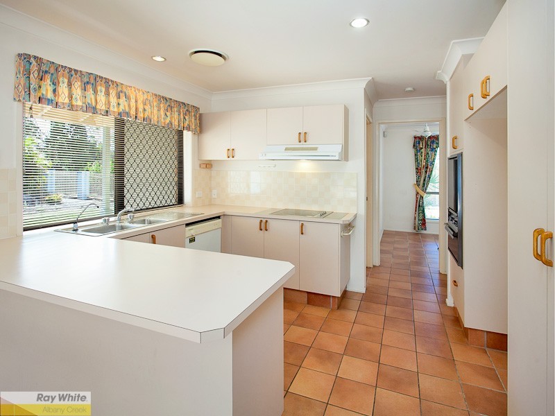 16 The Boulevard, Albany Creek QLD 4035