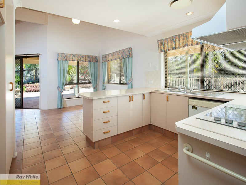 16 The Boulevard, Albany Creek QLD 4035