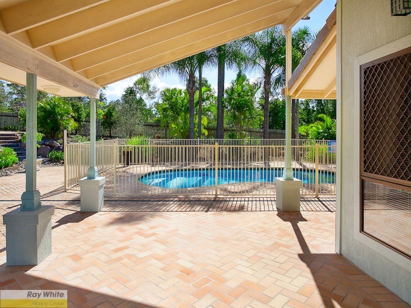 16 The Boulevard, Albany Creek QLD 4035