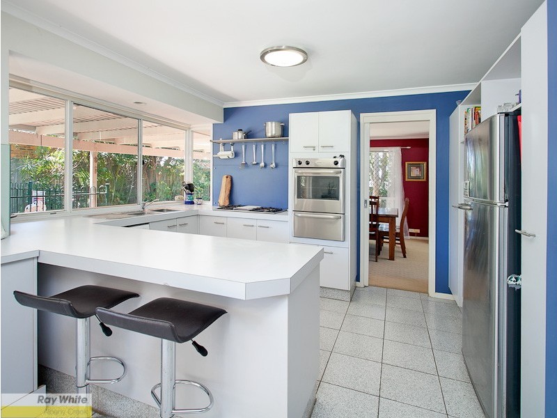 16 Eucalyptus Place, Albany Creek QLD 4035