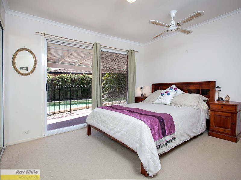 16 Eucalyptus Place, Albany Creek QLD 4035