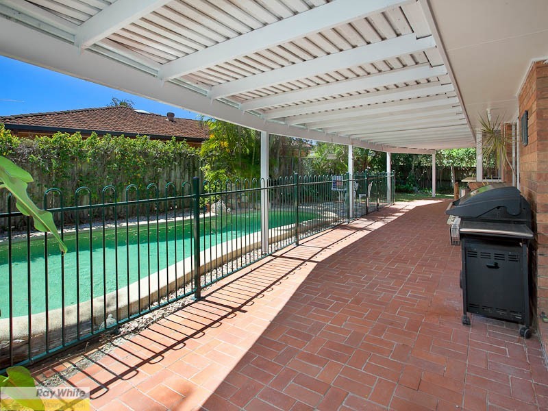 16 Eucalyptus Place, Albany Creek QLD 4035