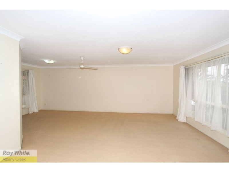 10 Tiffany Ct, Eatons Hill QLD 4037