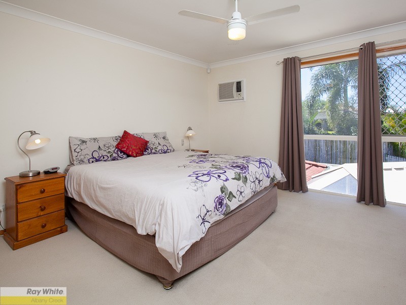 17 Fairhaven Place, Albany Creek QLD 4035