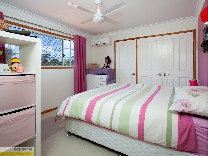 17 Fairhaven Place, Albany Creek QLD 4035
