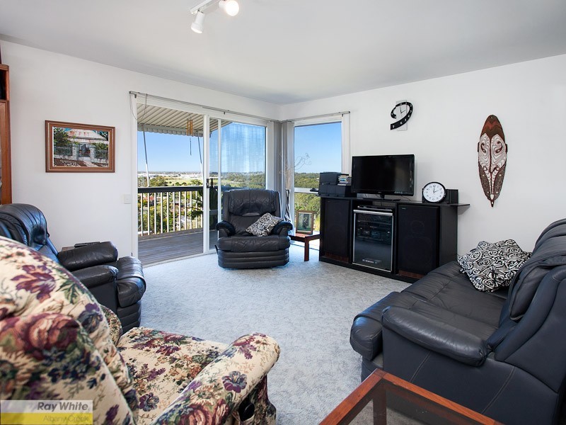 5 Midas Court, Eatons Hill QLD 4037