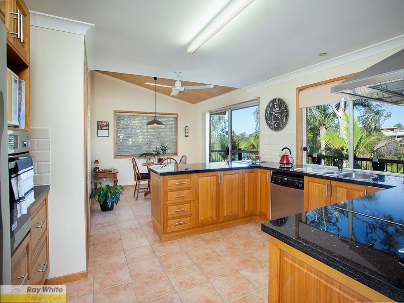 28 Kesteven Street, Albany Creek QLD 4035