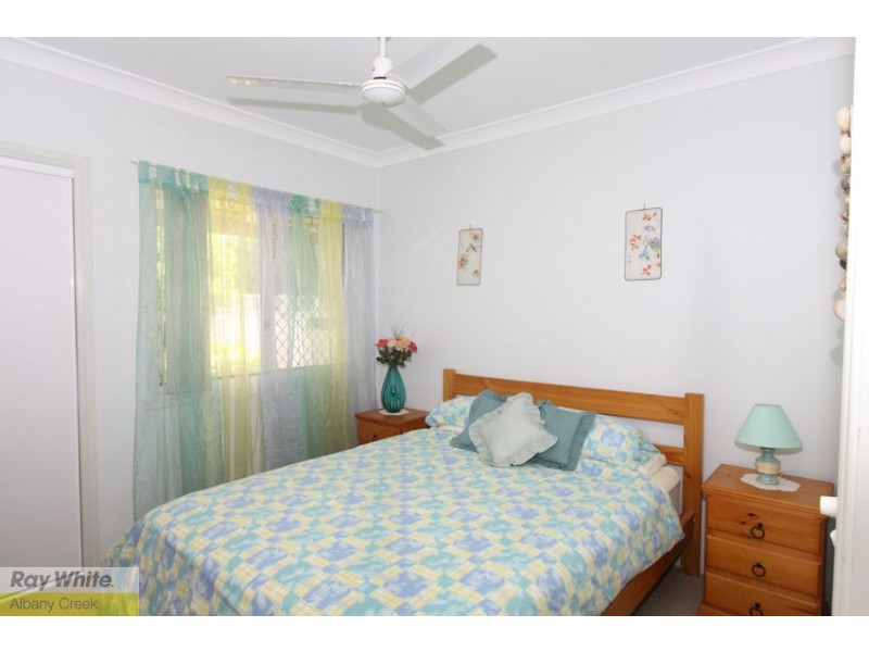 11 Circa Cres / 24 Faheys Rd E, Albany Creek QLD 4035