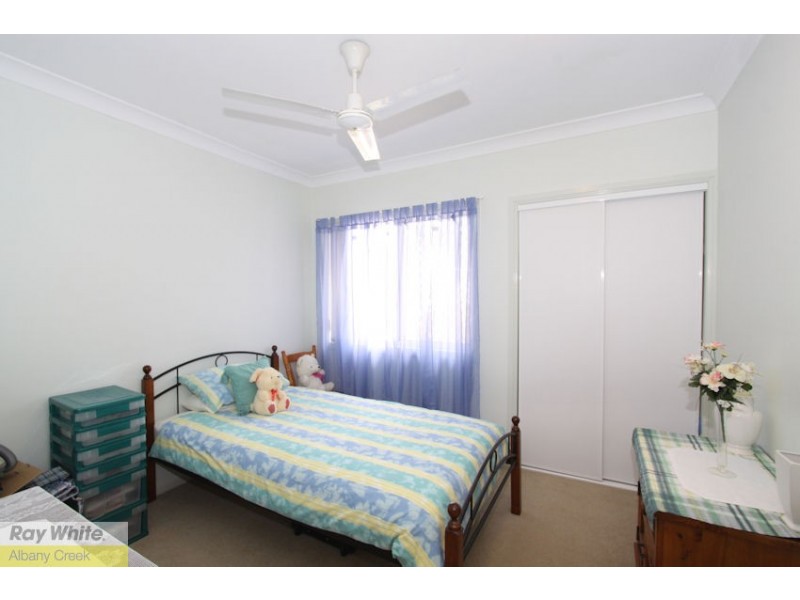 11 Circa Cres / 24 Faheys Rd E, Albany Creek QLD 4035