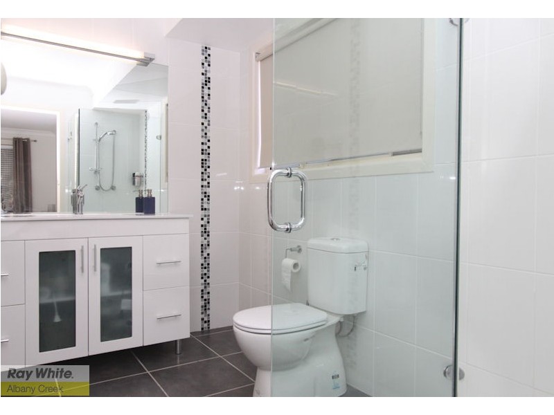 32 Thiess Drive, Albany Creek QLD 4035