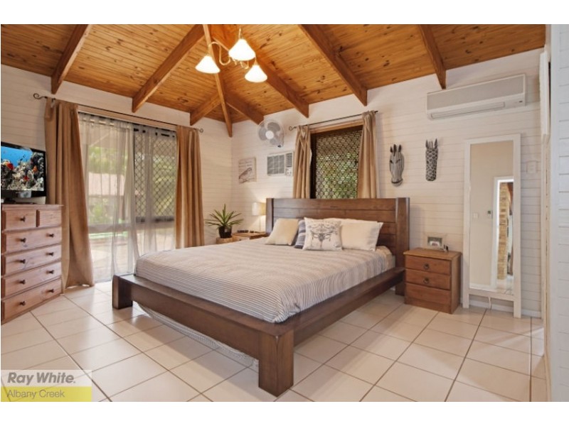 10 Barker Street, Cashmere QLD 4500