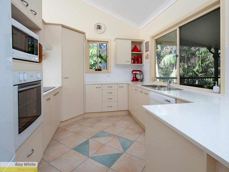 23 Lancewood Drive, Albany Creek QLD 4035